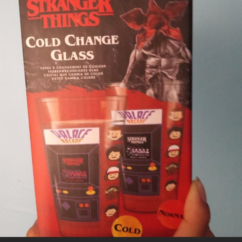 Stranger Things Cold Change Glass Set